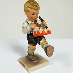 Hummel Figurine "LITTLE DRUMMER" HUM #240 TMK4 Goebel Germany